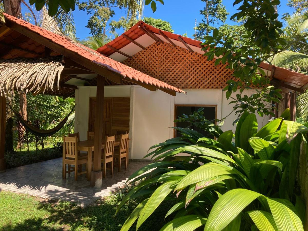 Hotel Pura Vida Vegana Cahuita Exterior foto